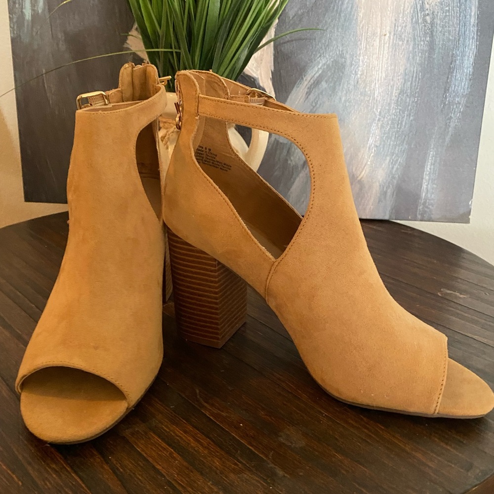Open toe, block heel booties. Size 9.